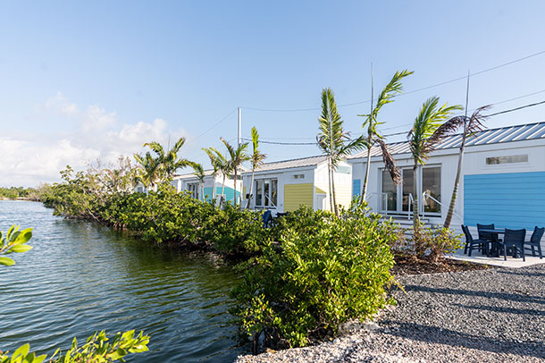 Lakefront-Bungalow-1